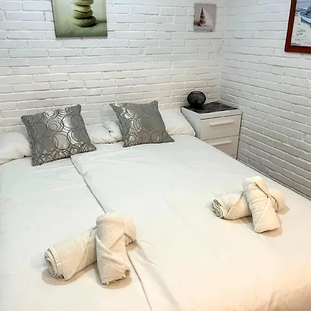 Fuer 2 Personen Ca 40 Qm In Nerja, Andalusien Costa Del Sol * نيرخا
